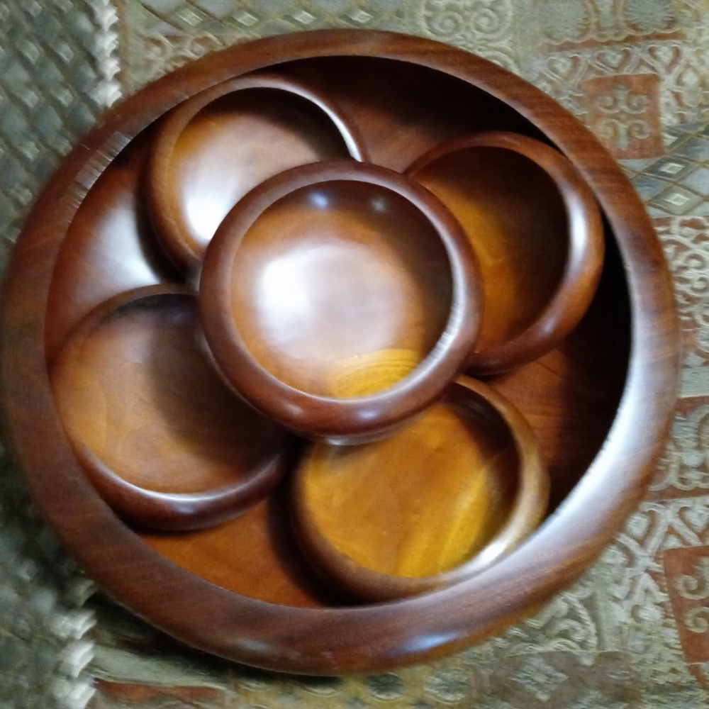 🍜🍲 7 RUSTIC WOOD SALAD BOWLS 🍜🍲A FANTASTIC "VINTAGE" GIFT.🎁 - Picture 3 of 8
